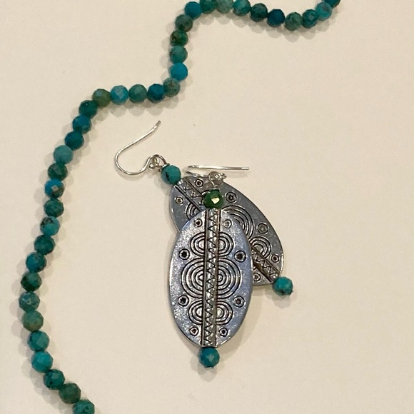 Southwestern Style Turquoise Drop Earrings - Picture 5 of 6